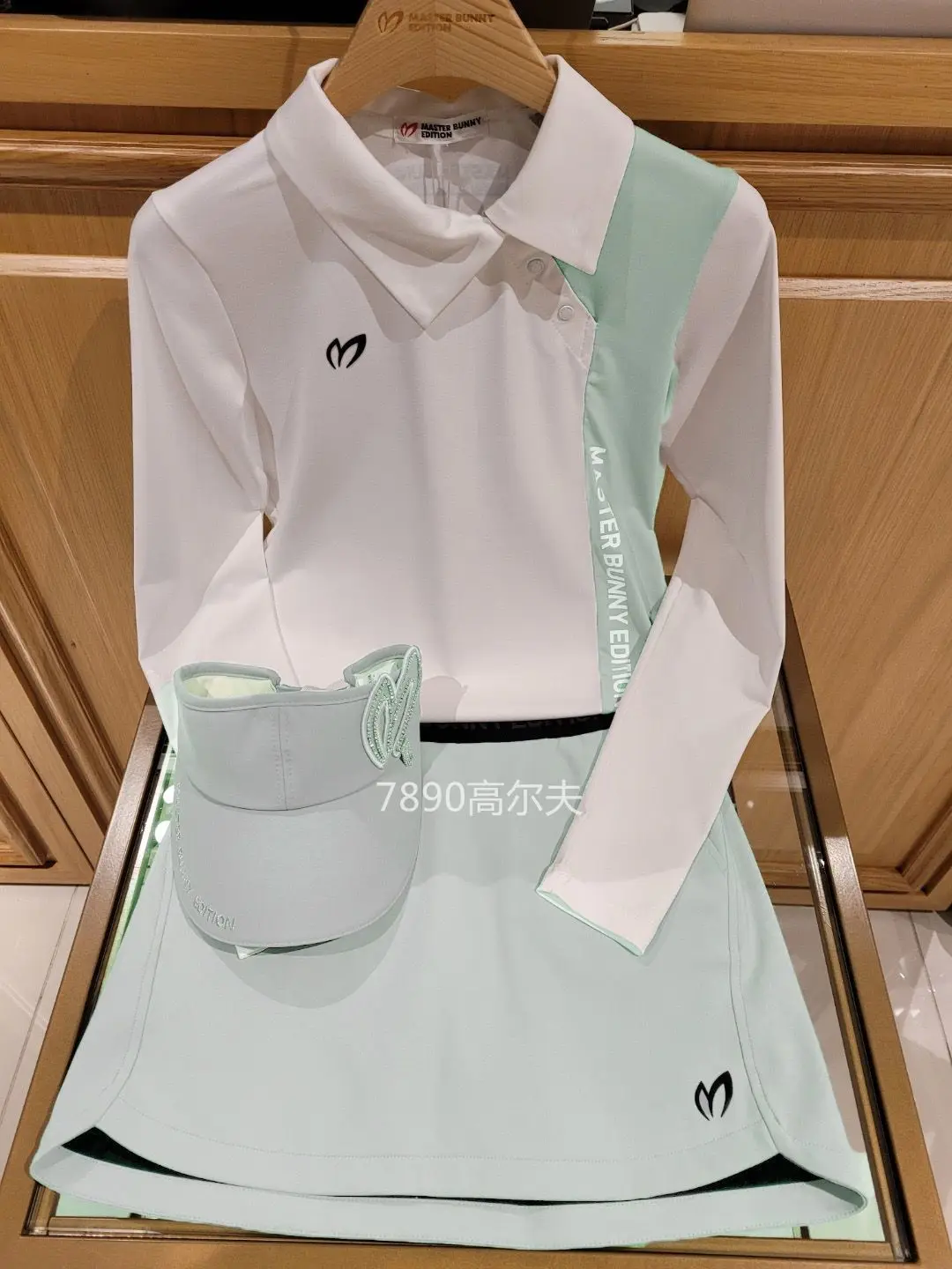 เสื้อกอล์ฟแขนยาวผู้หญิงของแท้จ - Golf Equipment For Women บทวิจารณ์และราคา